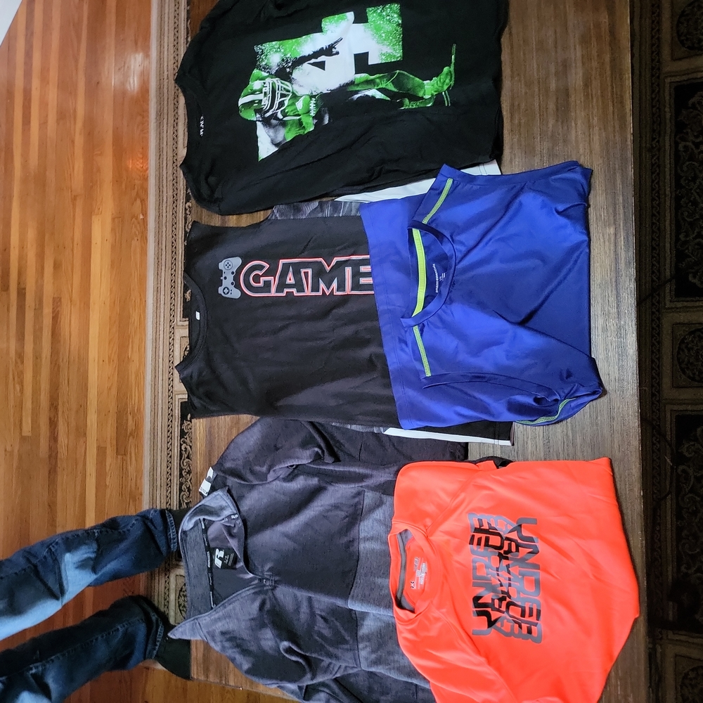 Lot of boys clothes size 10/12